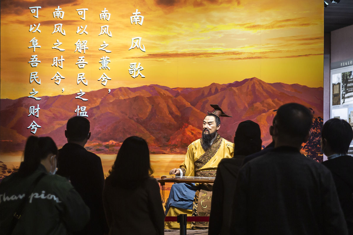 提枪进洞风云涌玉门迎欢乾坤合提枪进洞风云涌，玉门迎欢乾坤合