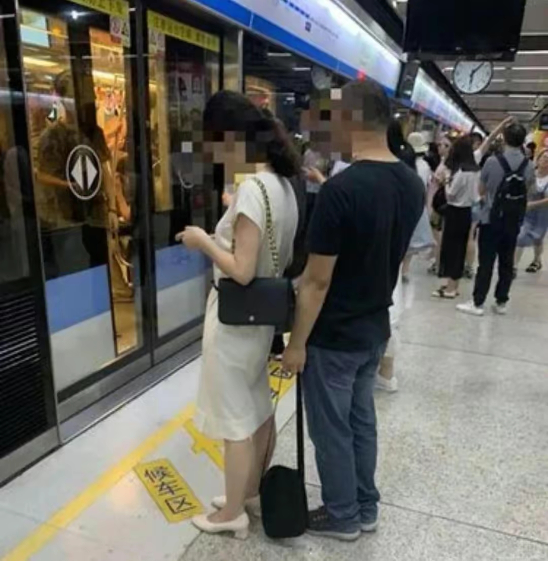 女公务员的伦理女公务员伦理，职业与道德的平衡-第2张图片