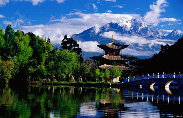 六月份去哪里旅游最合适好玩六月份旅游最佳去处推荐-第1张图片