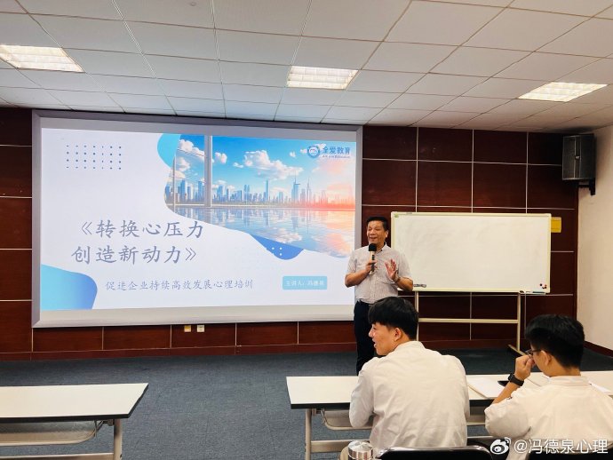 亚洲一卡与三卡，探索数字时代的便捷与挑战