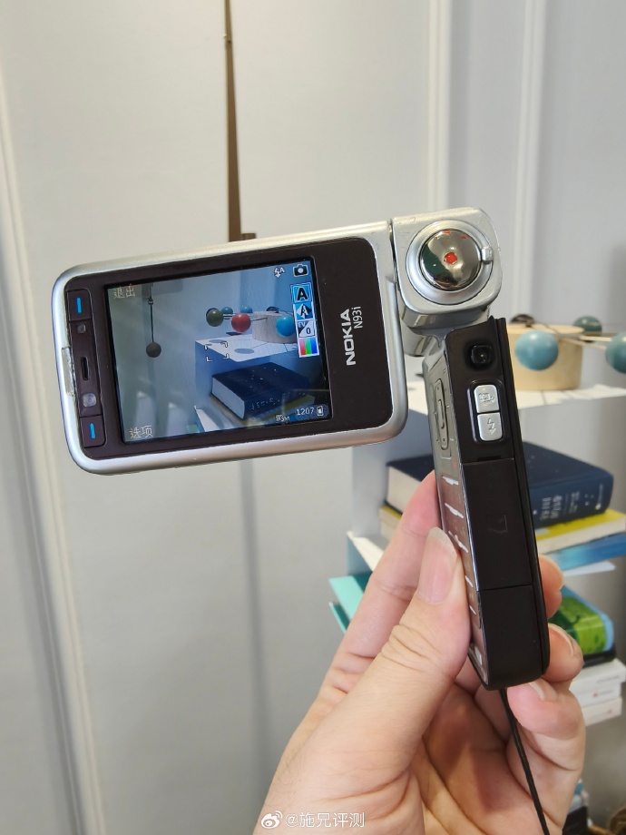 nokia 1020Nokia 1020，智能手机的未来之作-第2张图片