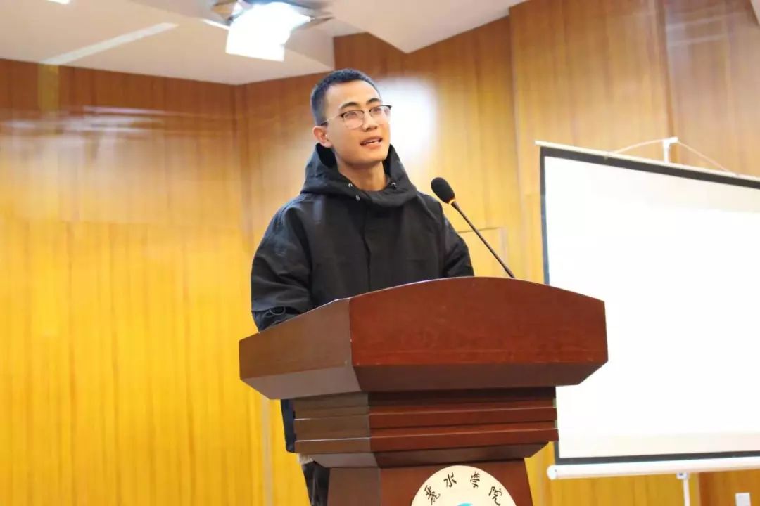 学长能不能换个地方做工作学长能否换个地方工作-第3张图片