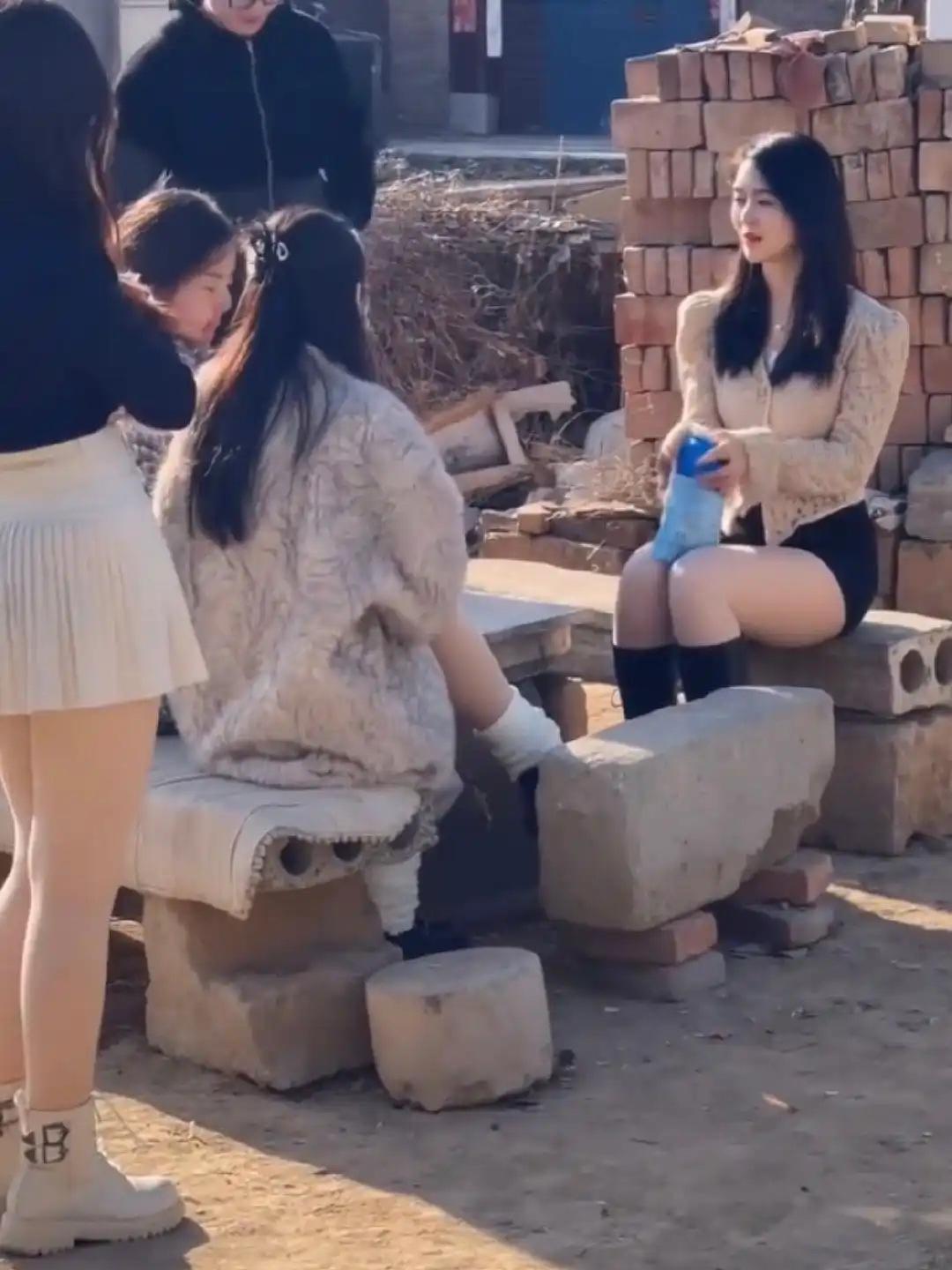 乡土女性网动态图解，女性力量与乡土文化的交织-第2张图片