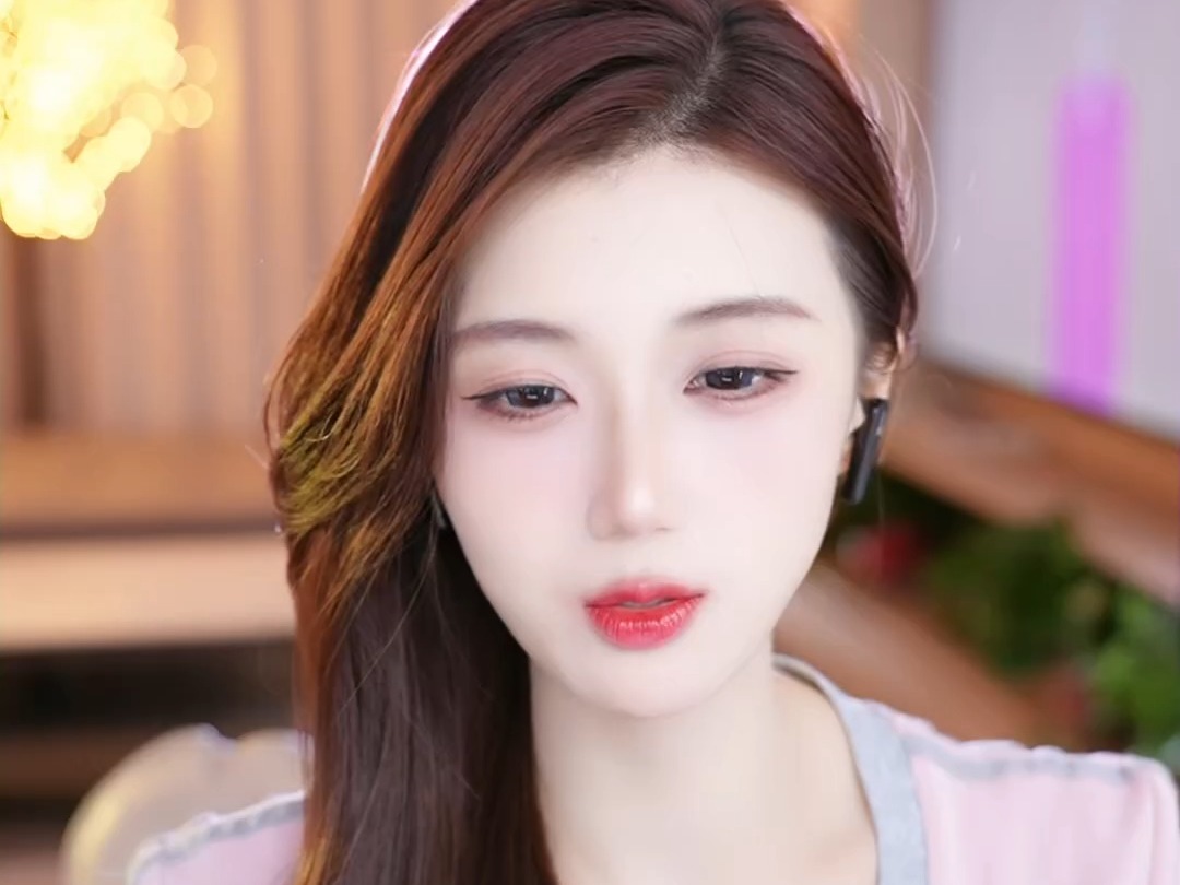 高清美女直播刺激战场视频