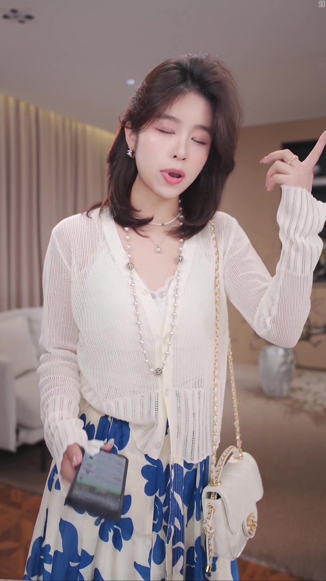 关键词，7775CF网附近人约拍答案-第2张图片