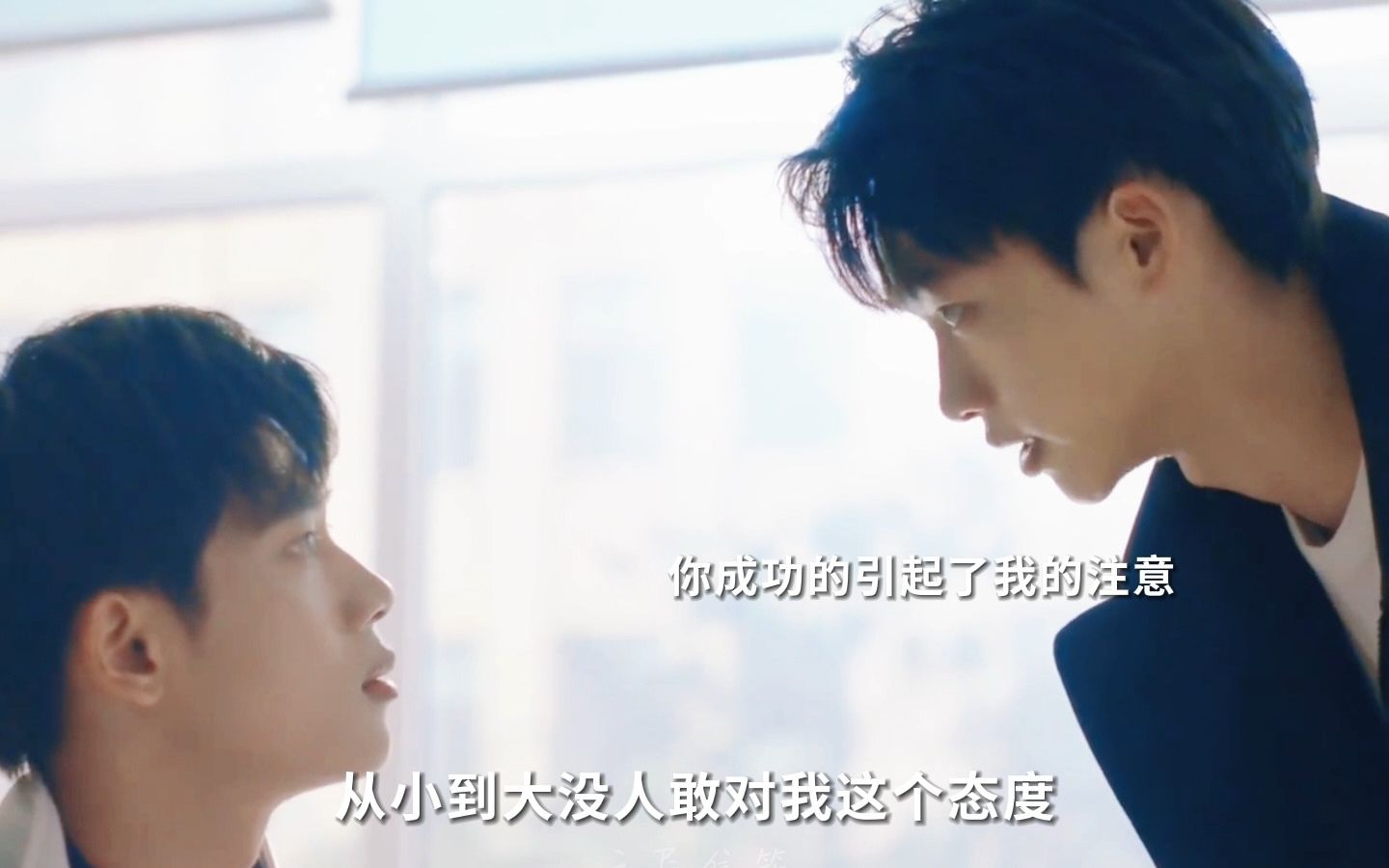 双男主刺激战场视频免费观看高清双男主刺激战场视频，热血激战，兄弟情深