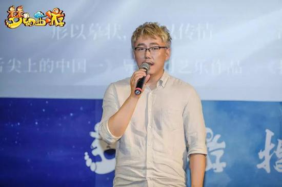弹琴游戏弹琴游戏，指尖上的艺术之旅