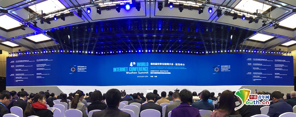 136.com，互联网新时代的领航者