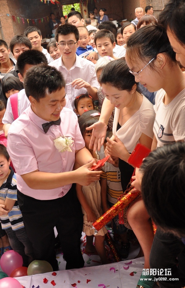 伊人论坛，情感交流的圣地