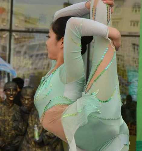 亚洲大胆人艺体术图片亚洲大胆人艺体术图片赏析