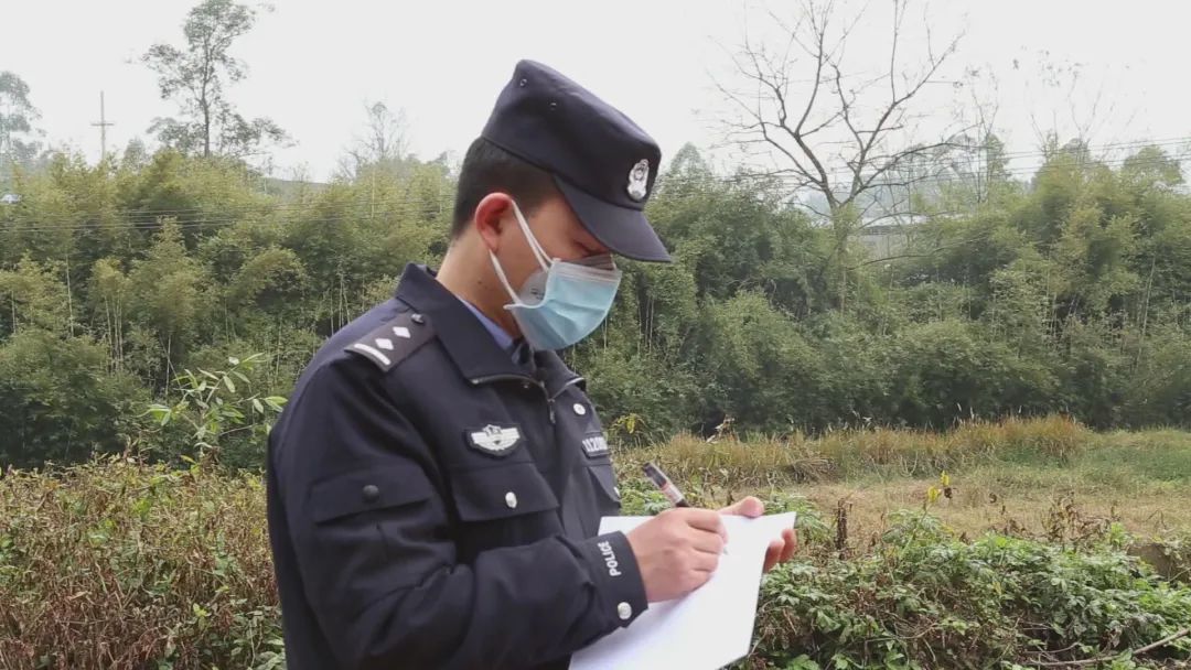 中国警察网记者张津瑜，揭秘警务一线