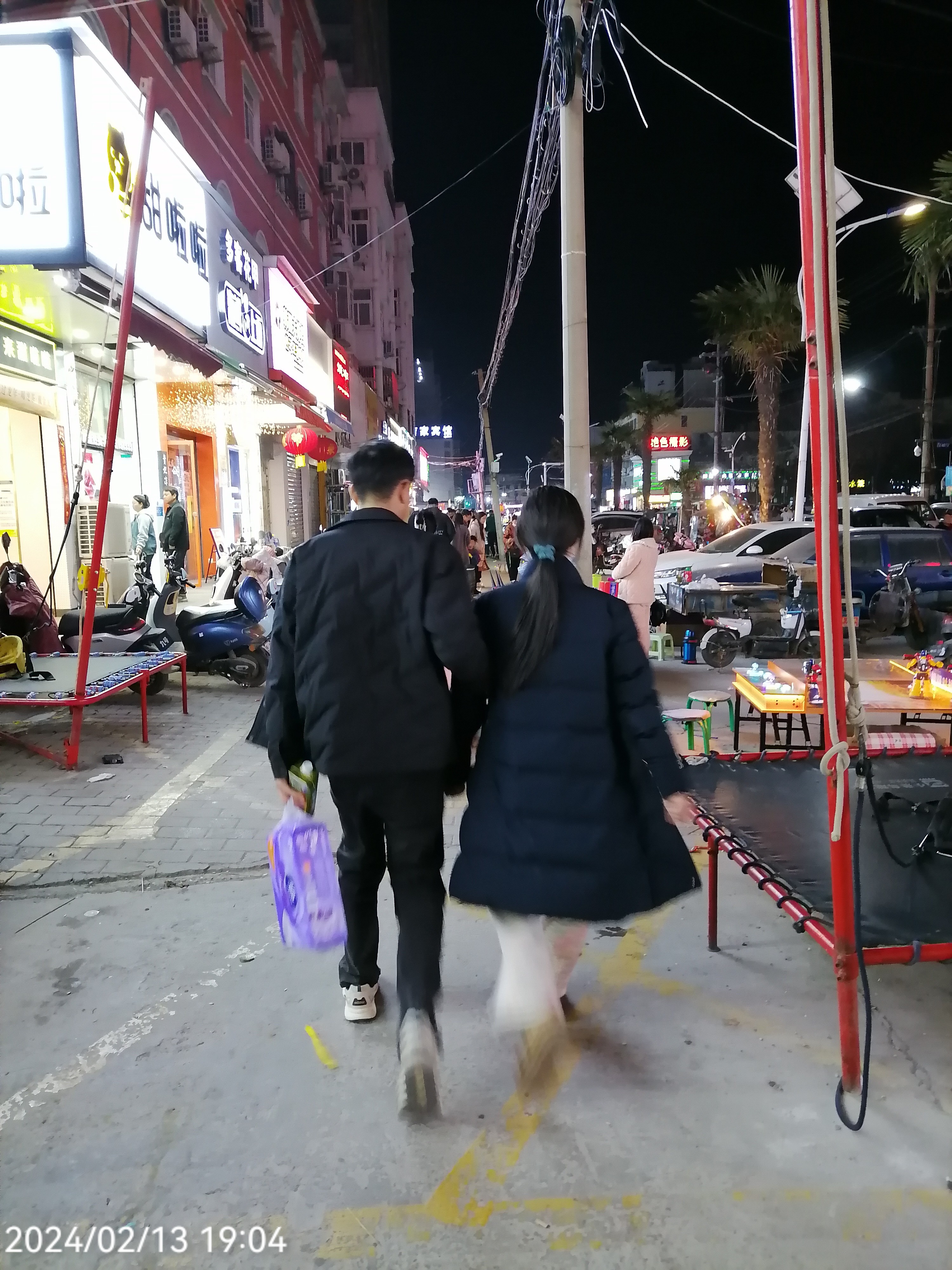 公交车被C 宝贝这才几天没做水公交车上的温馨时刻，C宝贝的短暂休息与水之缘-第3张图片