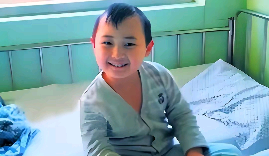 春晚小演员邓鸣贺春晚童星邓鸣贺，星光璀璨的璀璨之星