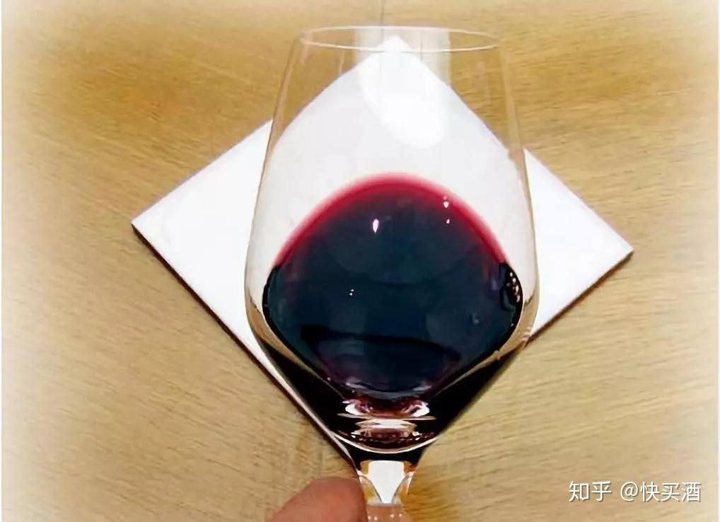 酒色成人网酒色成人网，探索网络上的成人诱惑-第2张图片