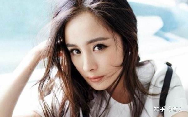 杨幂养小鬼照片揭秘