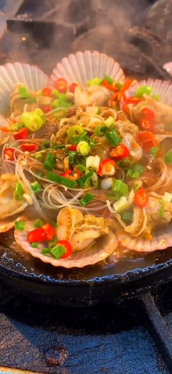 宝贝乖张腿，我就可以吃扇贝了视频-第3张图片