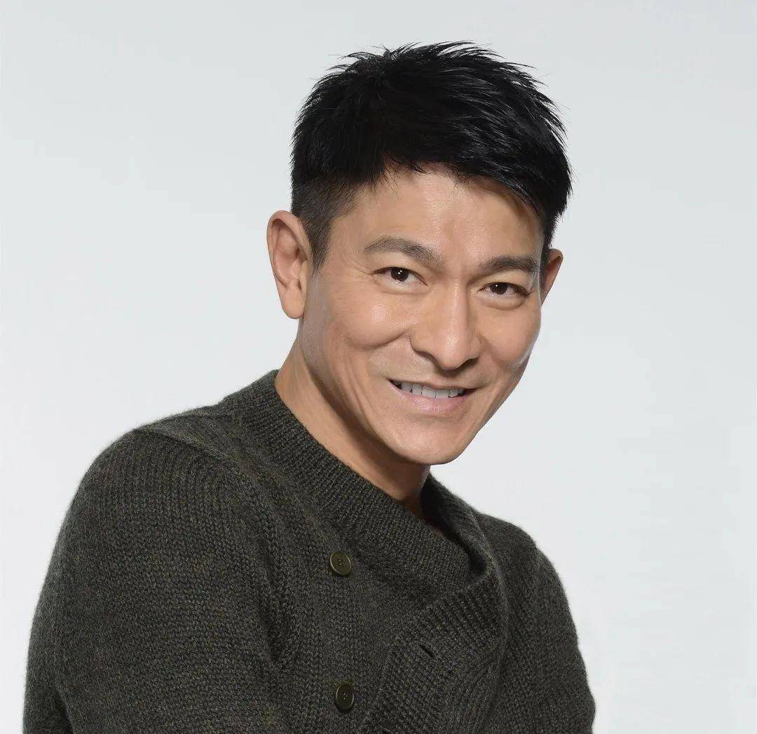果冻传媒杨丽娟在线播放高清无删减果冻传媒杨丽娟在线播放，魅力与挑战-第2张图片