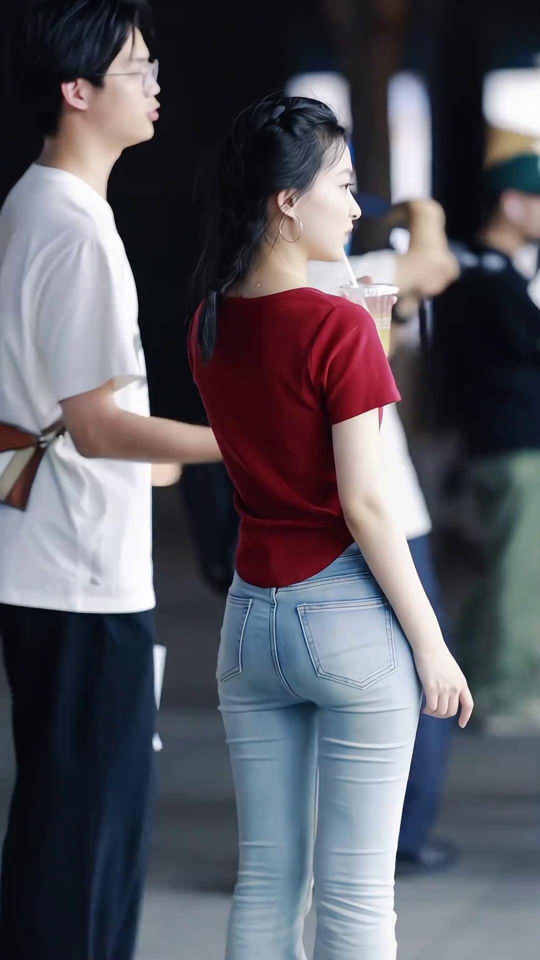 俏佳人黄台的app俏佳人黄台APP，时尚生活新选择-第3张图片