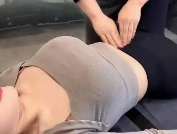 被扒之后女生什么心情女人被扒开了荫道口-第2张图片