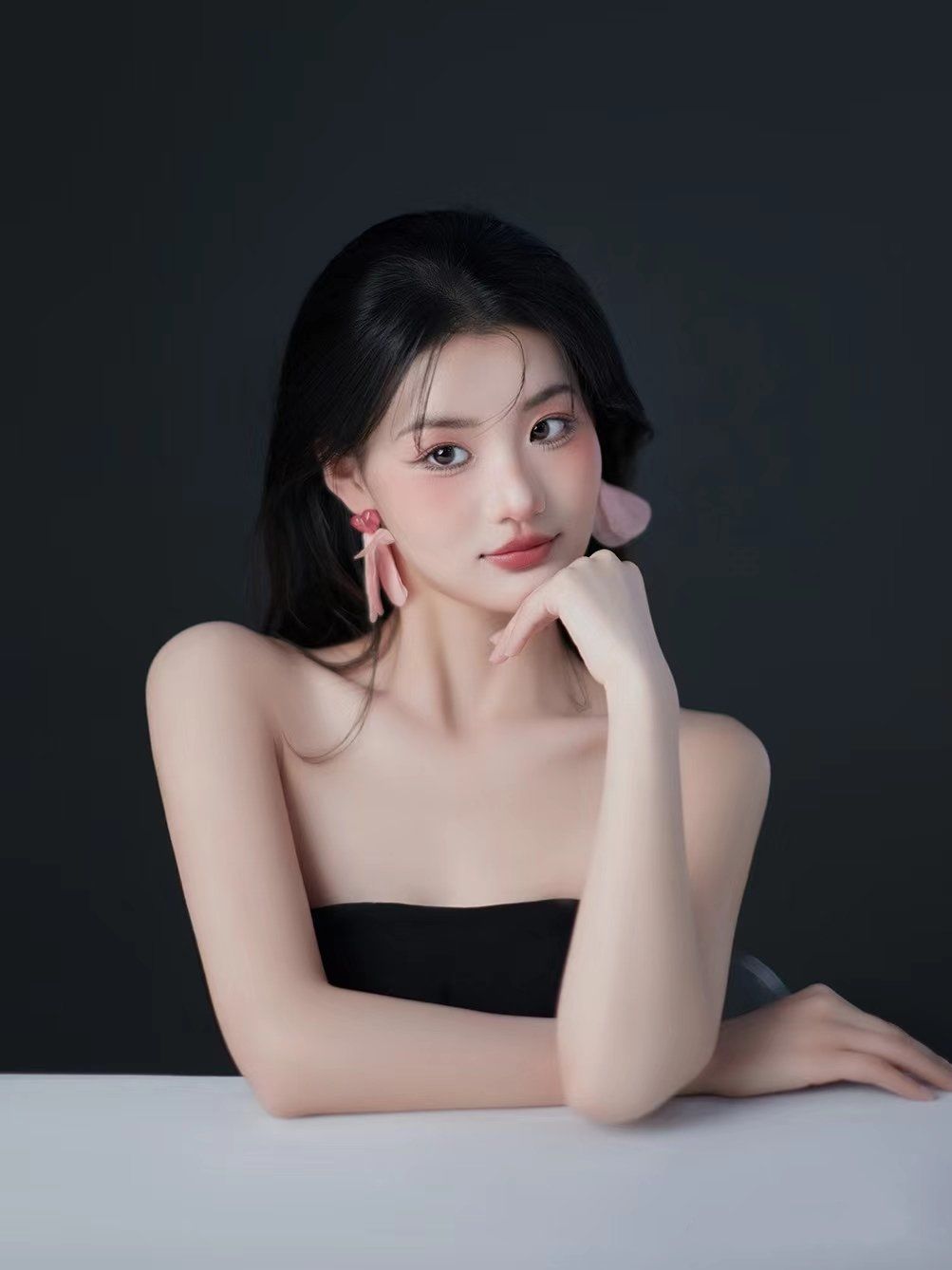 欧美写真视频一区欧美写真视频一区，探索时尚与艺术的完美融合-第2张图片