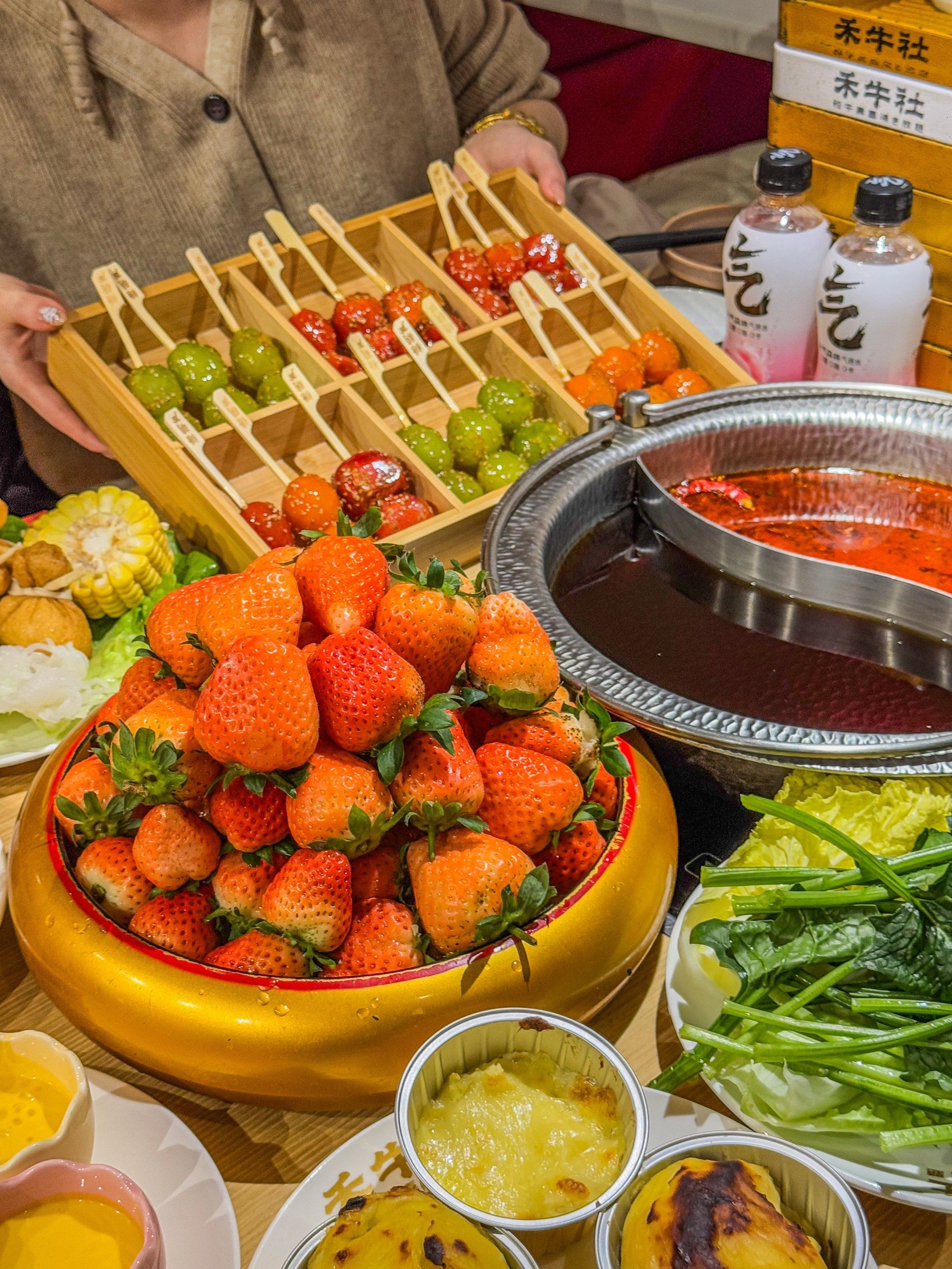 榴莲草莓芒果与秋季美食之旅-第1张图片