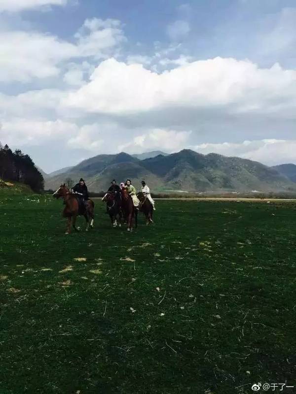 两个人免费视频在线观看高清频道两个人免费视频在线观看高清频道的探索之旅