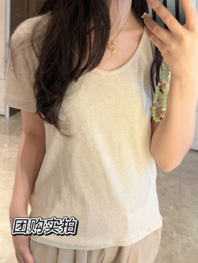 太紧了夹得我的巴好爽太紧了，夹得我的巴好爽