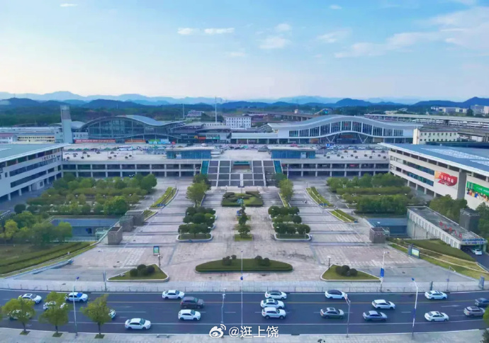 上饶长途汽车站上饶长途汽车站，交通枢纽与城市门户-第2张图片