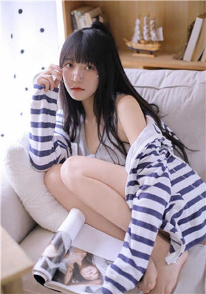 丝瓜草莓秋葵绿巨人榴莲破解版丝瓜草莓榴莲绿巨人破解版介绍-第1张图片