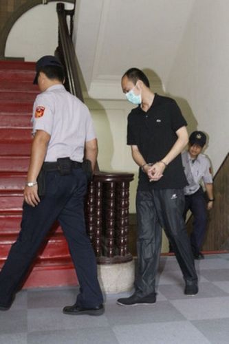 李宗瑞性侵全集ED2K，黑暗阴影下的罪行揭露-第2张图片