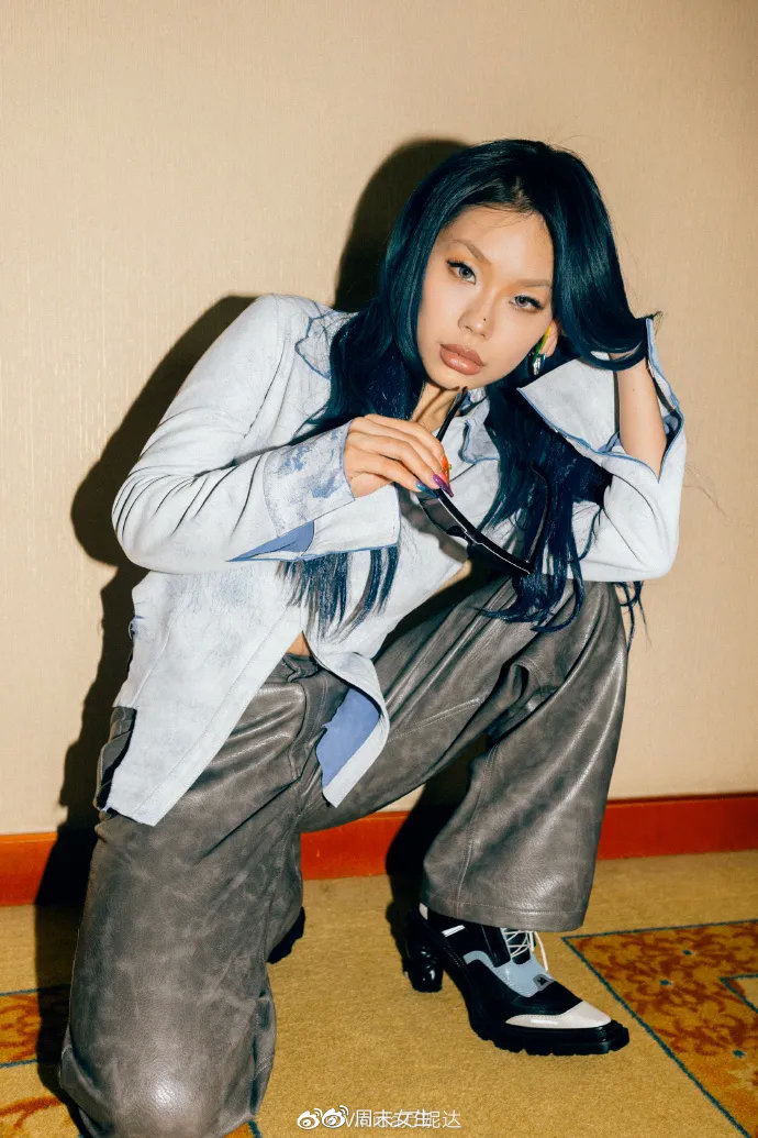 美国女RAPPER，音乐界的璀璨之星-第2张图片