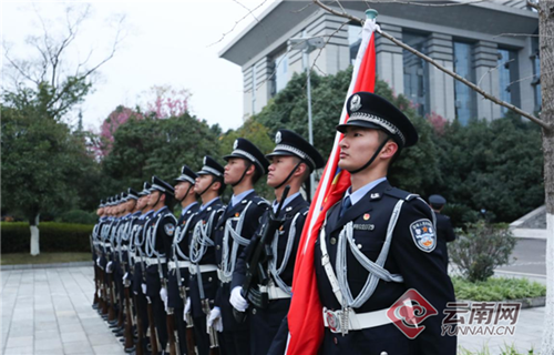 张津瑜警察网张津瑜警察网，守护平安的坚实盾牌-第1张图片