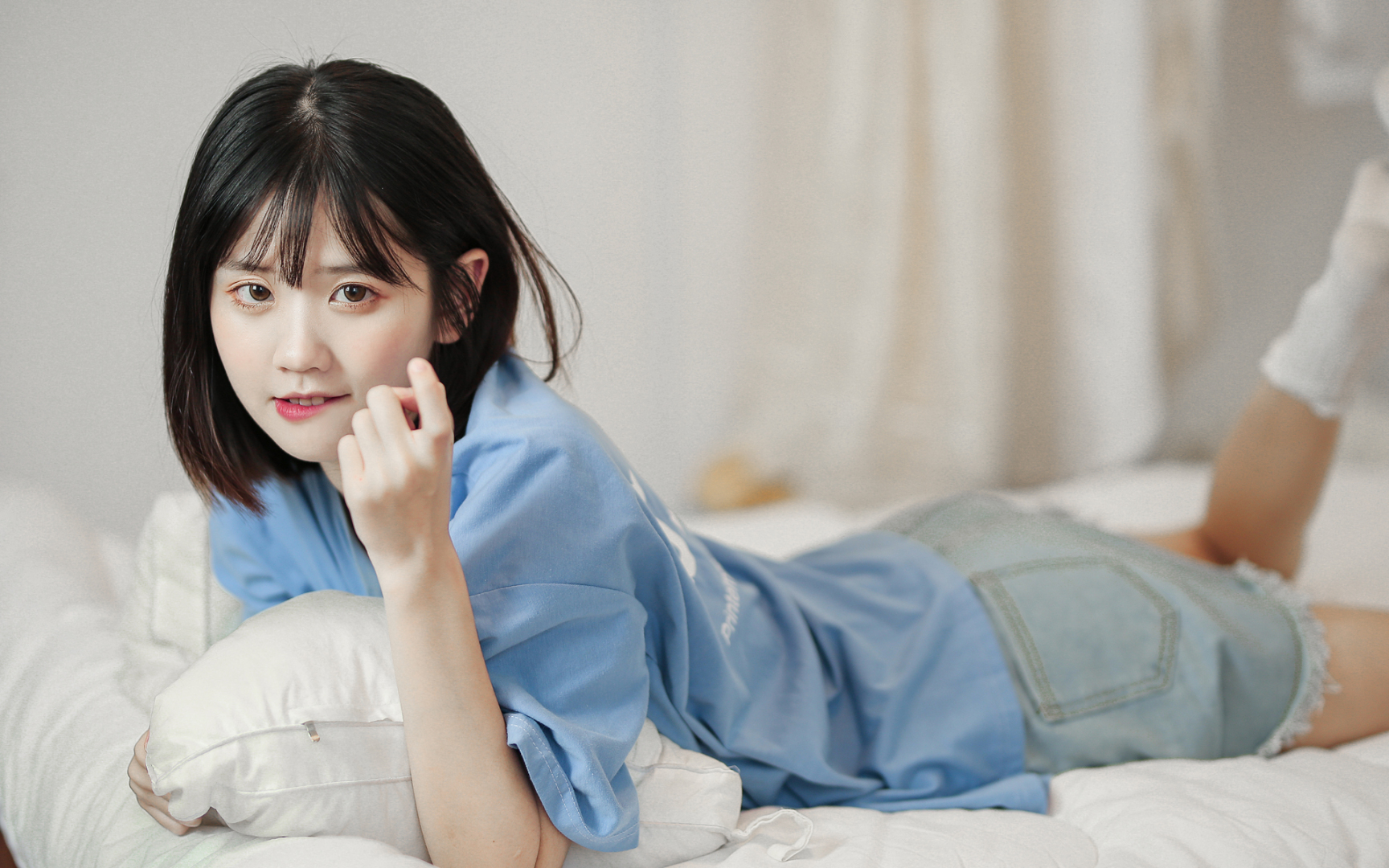 井川里予每一口都很深情-第1张图片