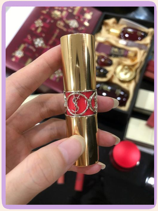 ysl口红水蜜桃色号766YSL口红水蜜桃色号76，甜美与优雅的完美结合-第1张图片