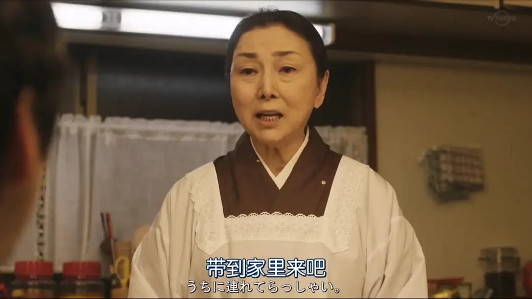 老太婆插曲高清免费观看性乱轮的泛滥与道德困境