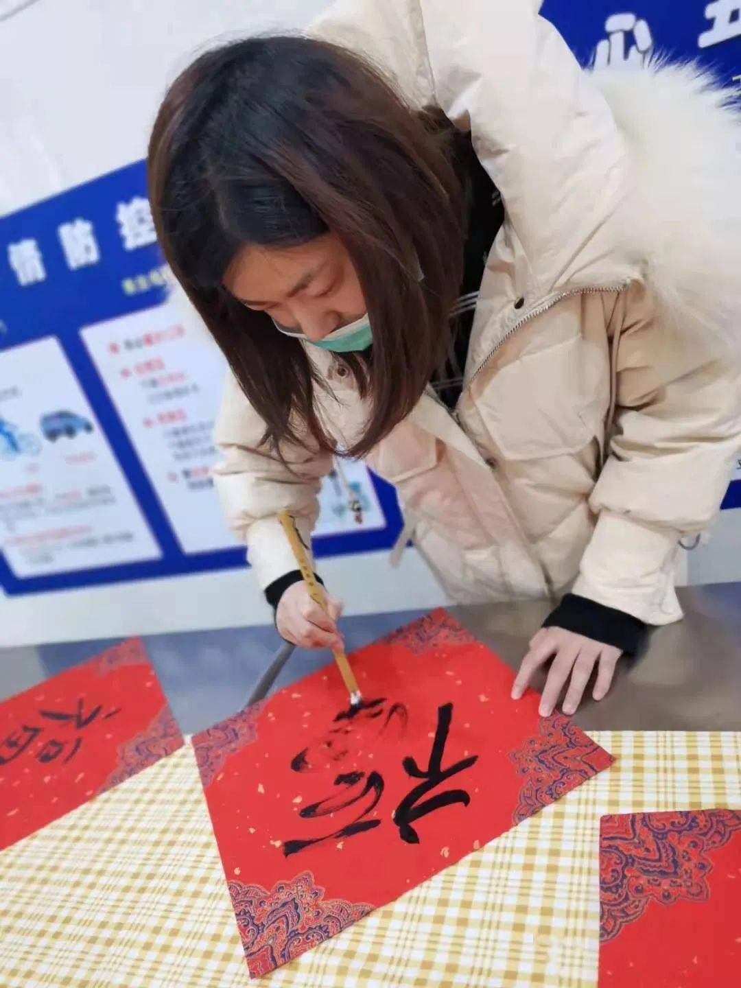 同事送我回家在车里做了同事送我回家在车里温馨时刻-第2张图片