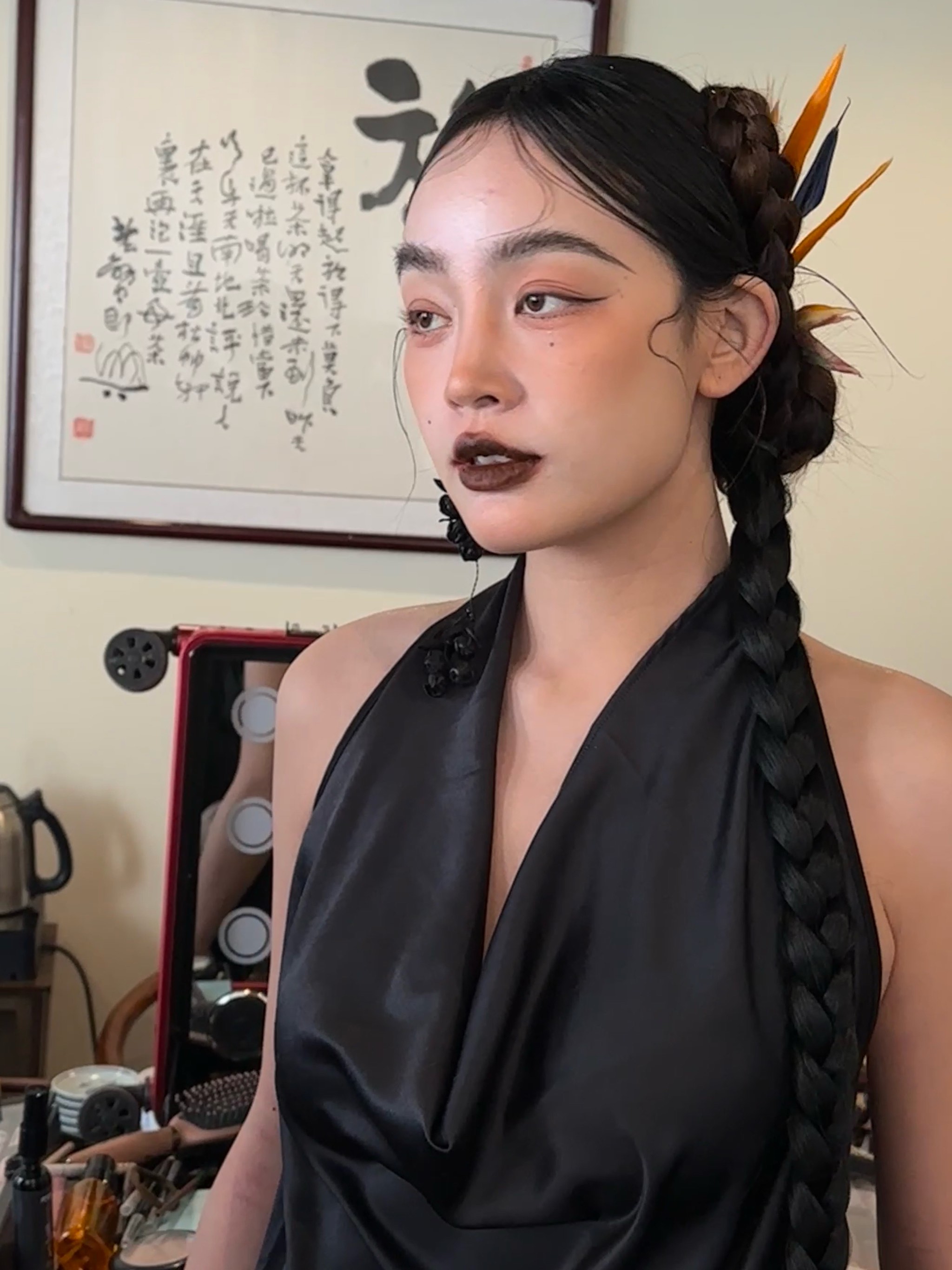 东方女孩报码聊天室(可容纳2000人)东方女孩报码聊天室，探索多元文化的交流平台-第1张图片