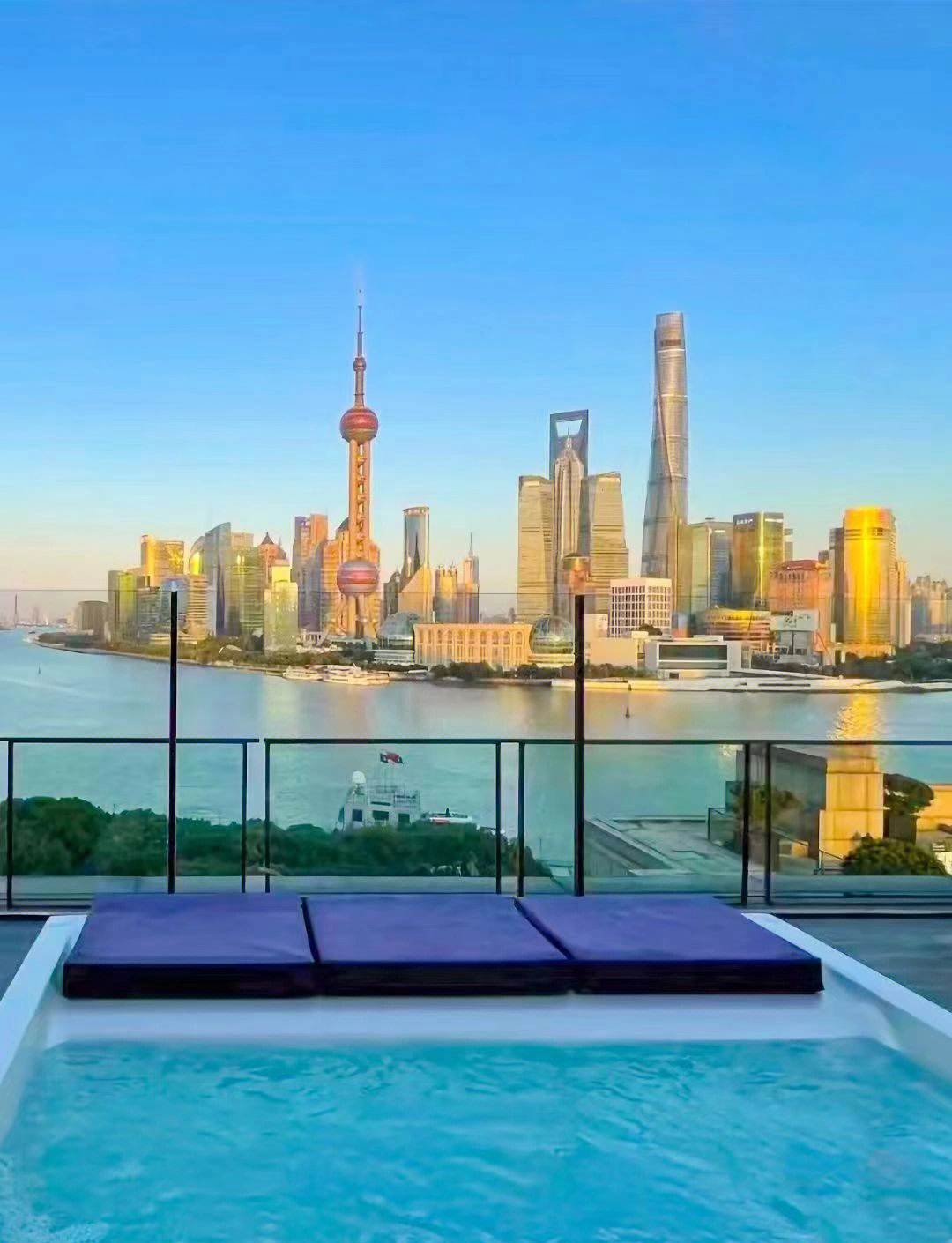 海上花园酒店，海上的明珠与奢华体验-第3张图片